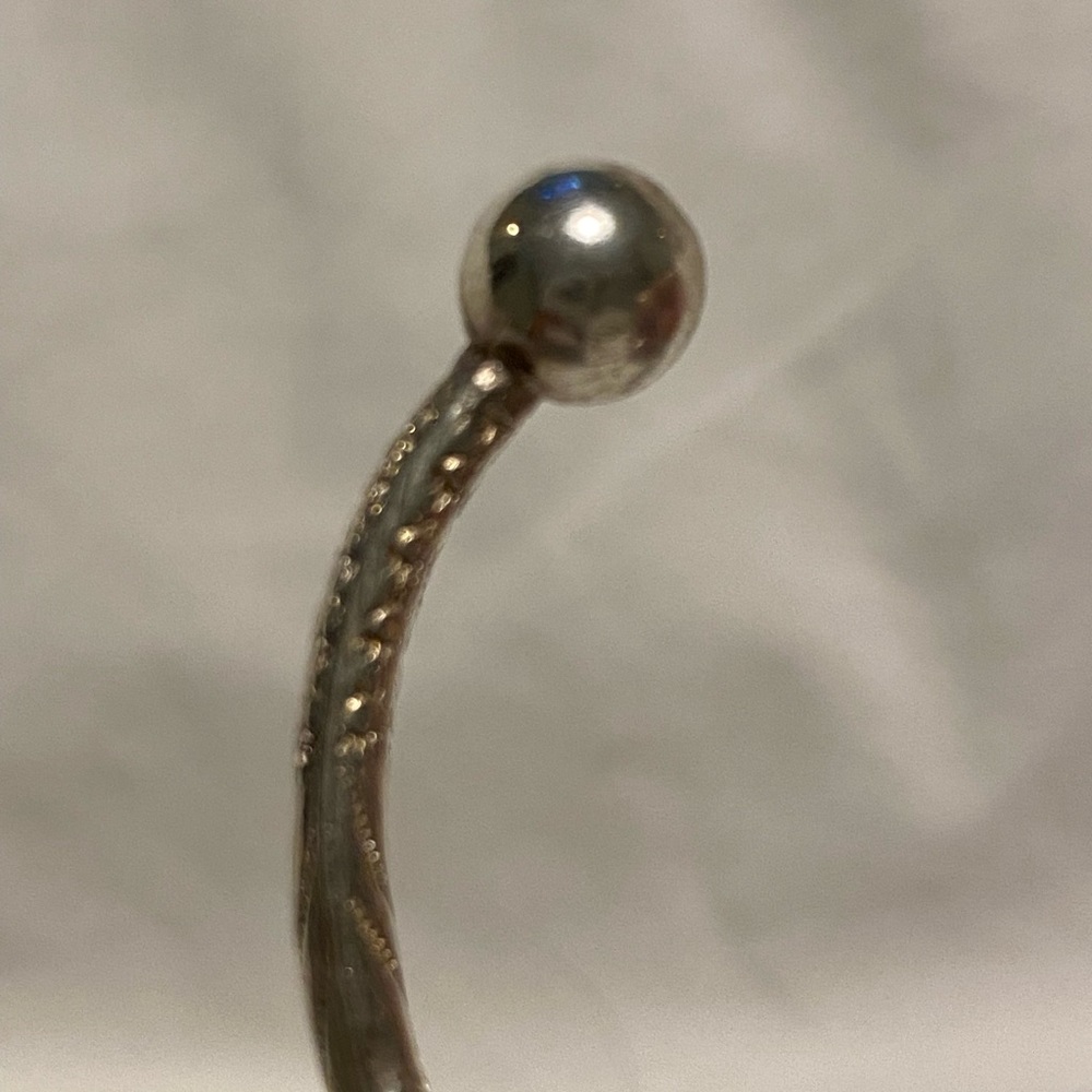 Vintage Sterling Silver Cuff Bracelet Ball Ends Etching - Picture 4 of 9